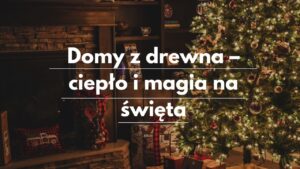 Świąteczny dom z drewna z choinką i kominkiem, przytulna atmosfera.